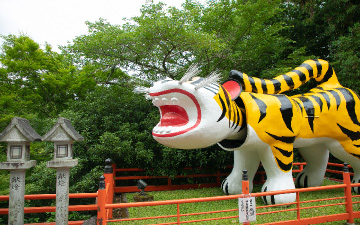 Mount Shigi, Chogosonshiji Buddhist Temple (Shigisan)