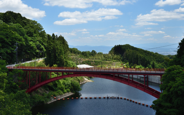 Kaiunbashi (The Bridge of Fortune)